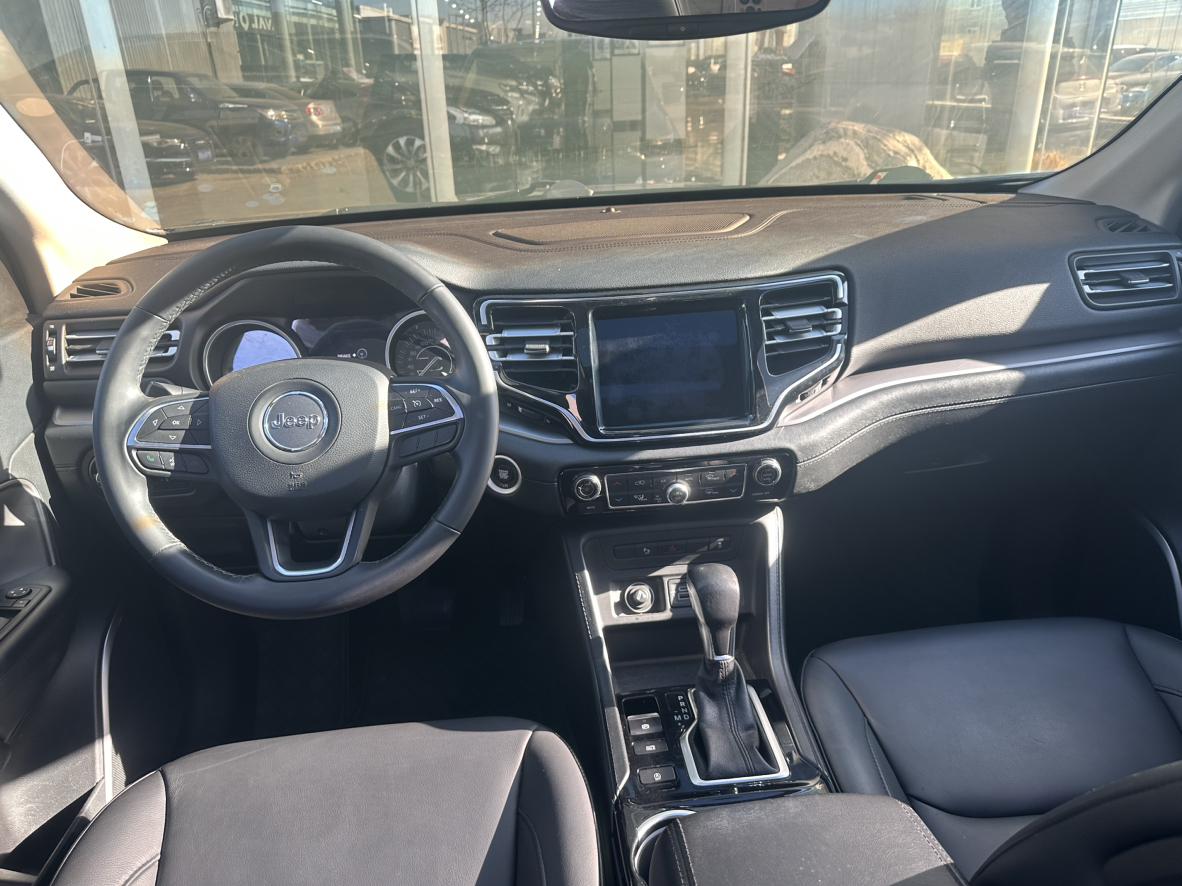Jeep Commander 2019 thumb 5