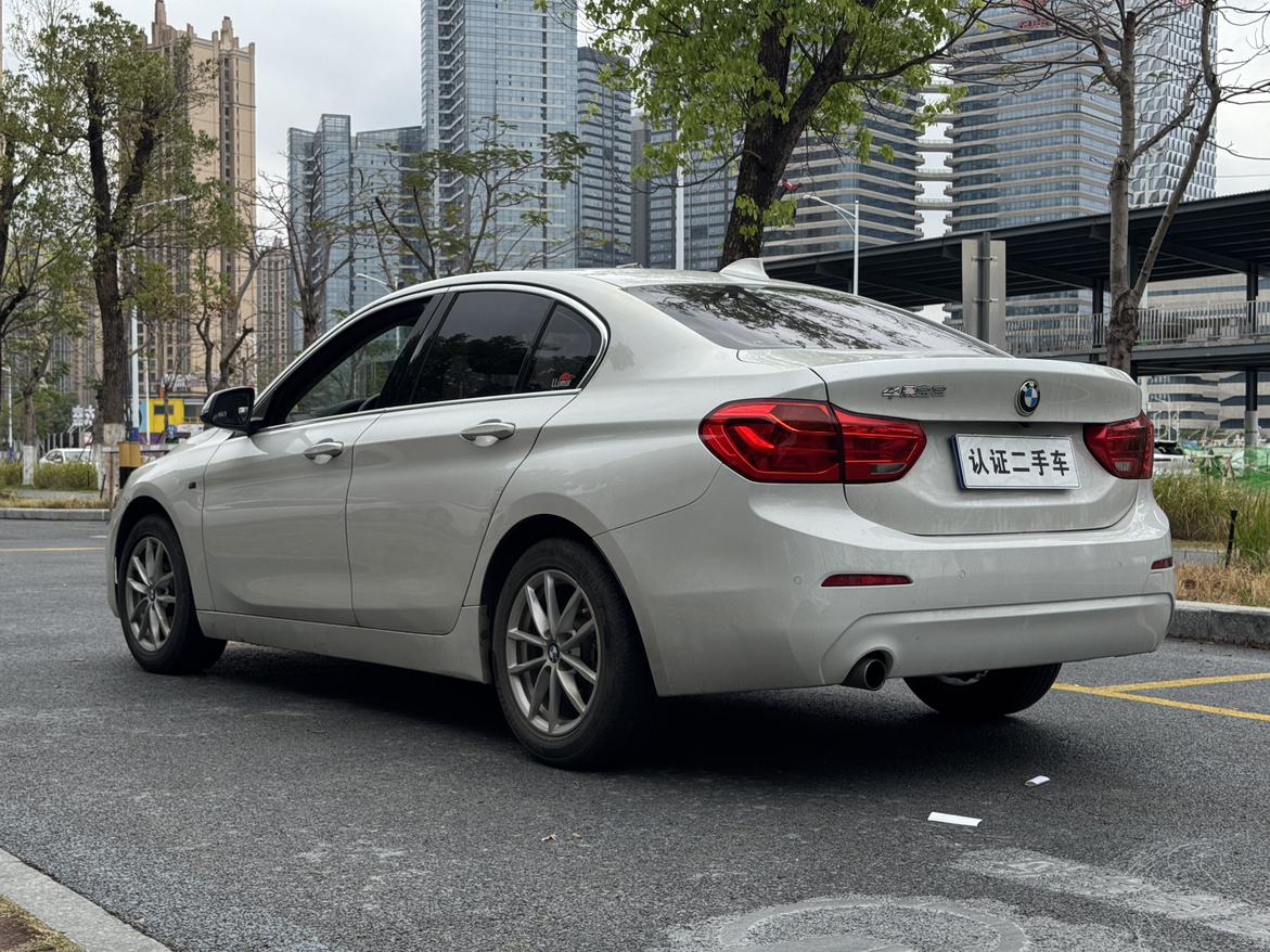 BMW 1 серии 2018 thumb 3