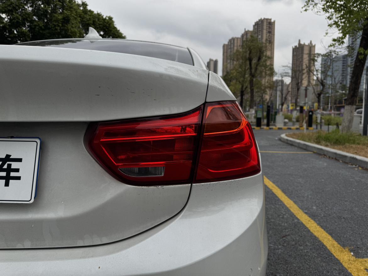 BMW 1 серии 2018 thumb 8