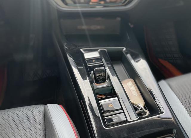 Volkswagen Lamando 2023 thumb 6
