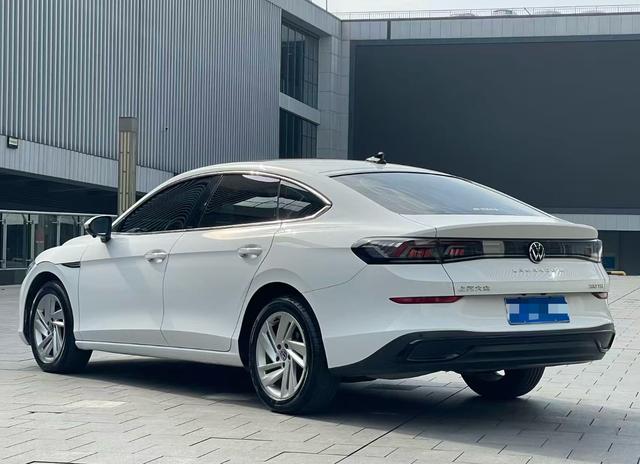 Volkswagen Lamando 2023 thumb 11