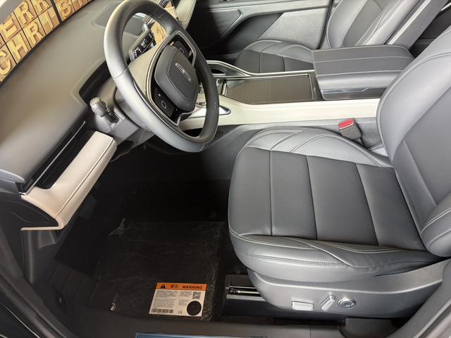 Lincoln Navigator 2025 thumb 6