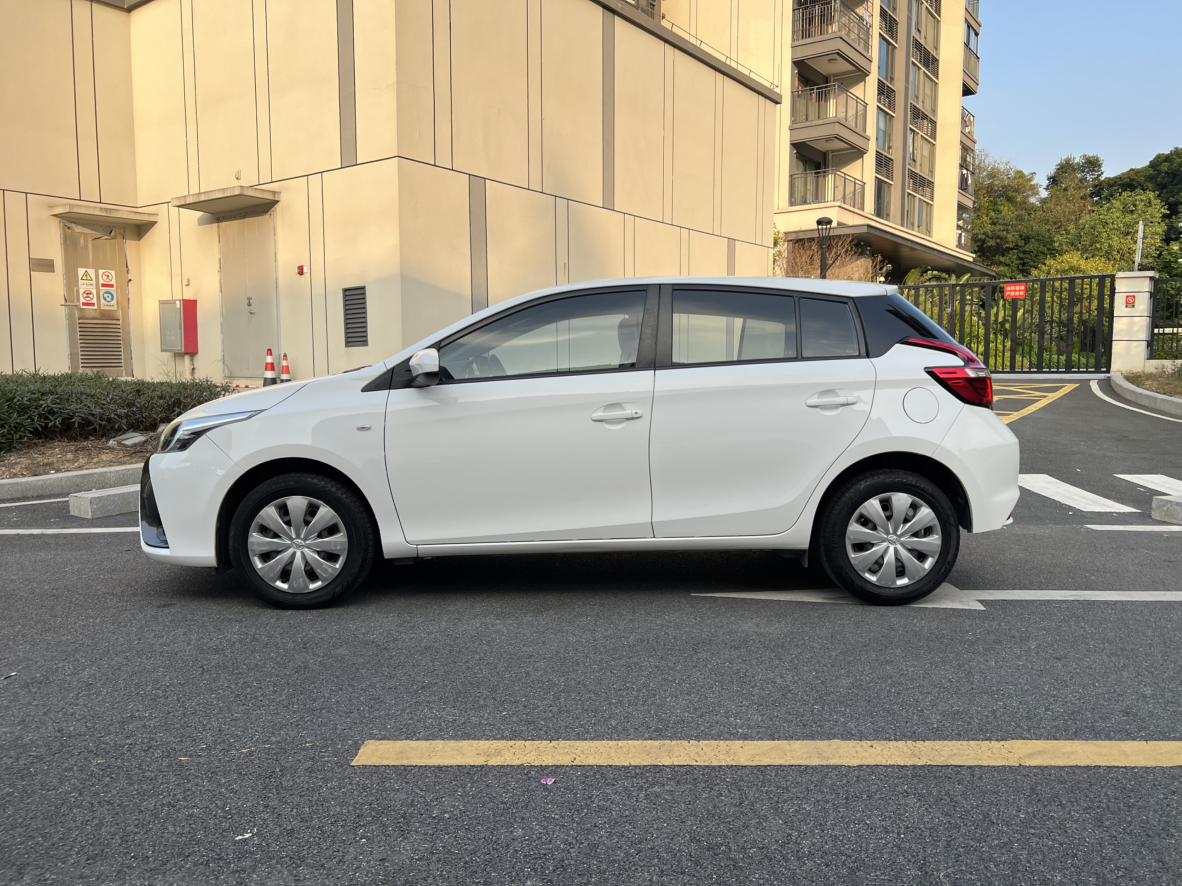 Toyota Yaris 2019 thumb 2