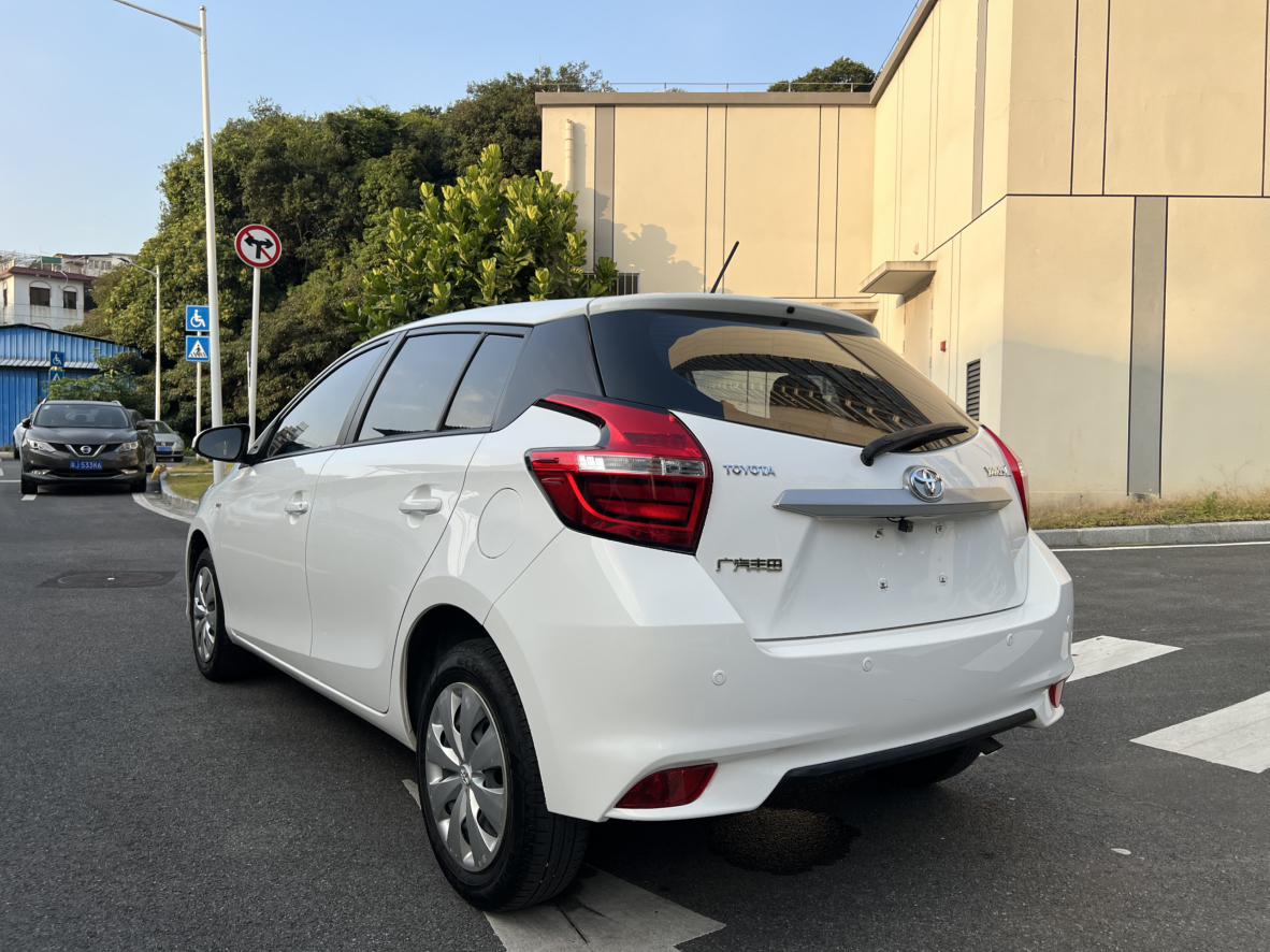 Toyota Yaris 2019 thumb 3