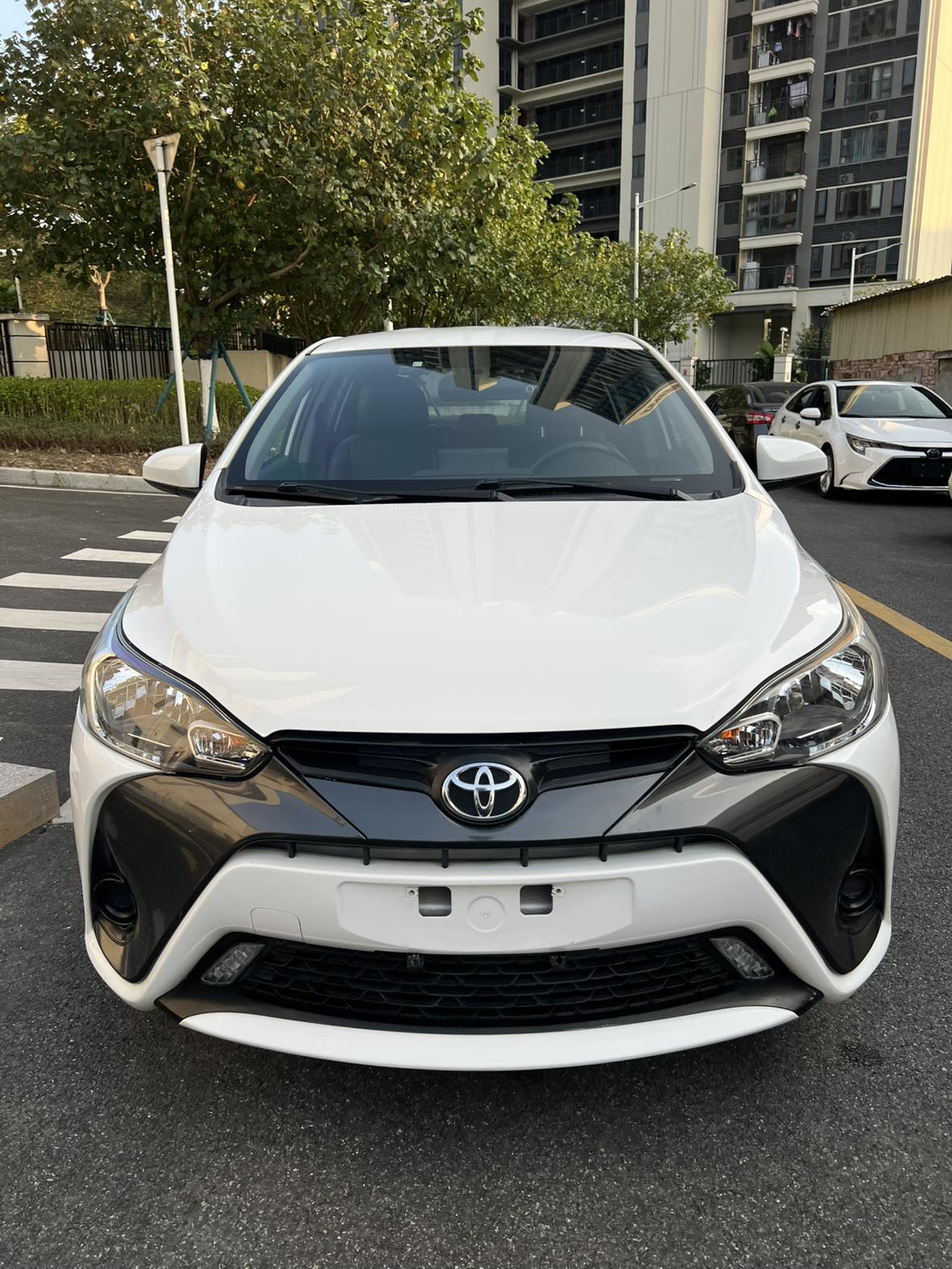 Toyota Yaris 2019 thumb 6