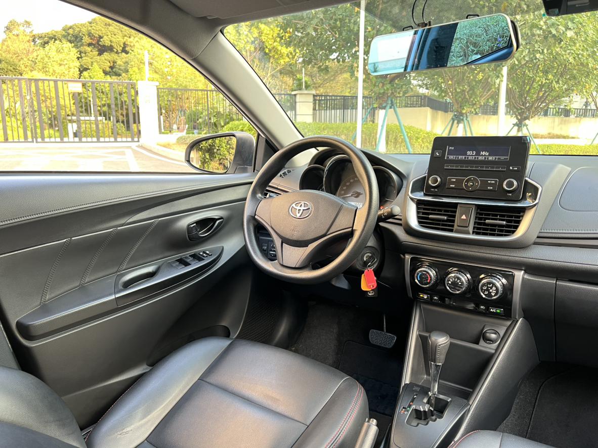 Toyota Yaris 2019 thumb 10