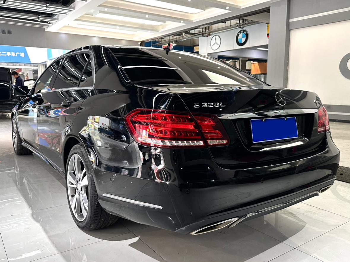 Mercedes-Benz E-Class 2016 thumb 2