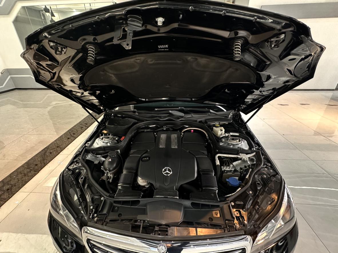 Mercedes-Benz E-Class 2016 thumb 3