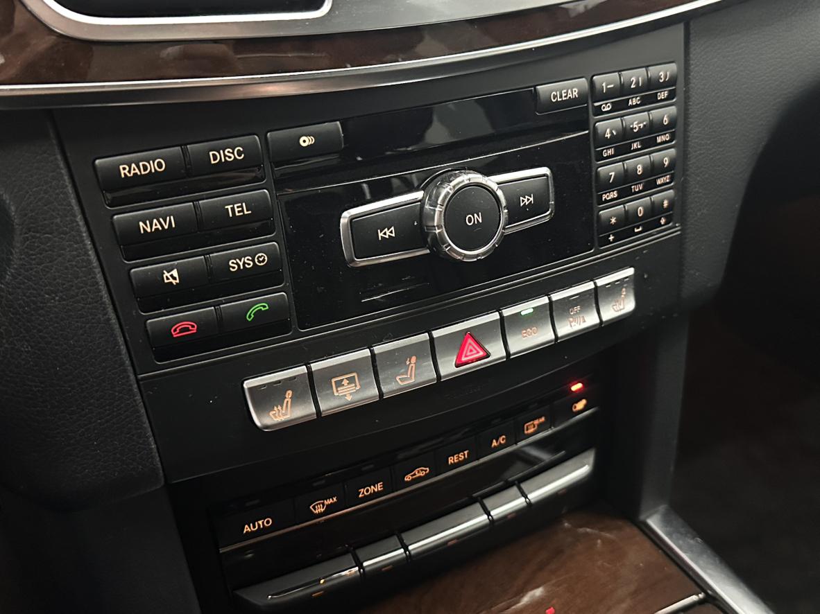 Mercedes-Benz E-Class 2016 thumb 8