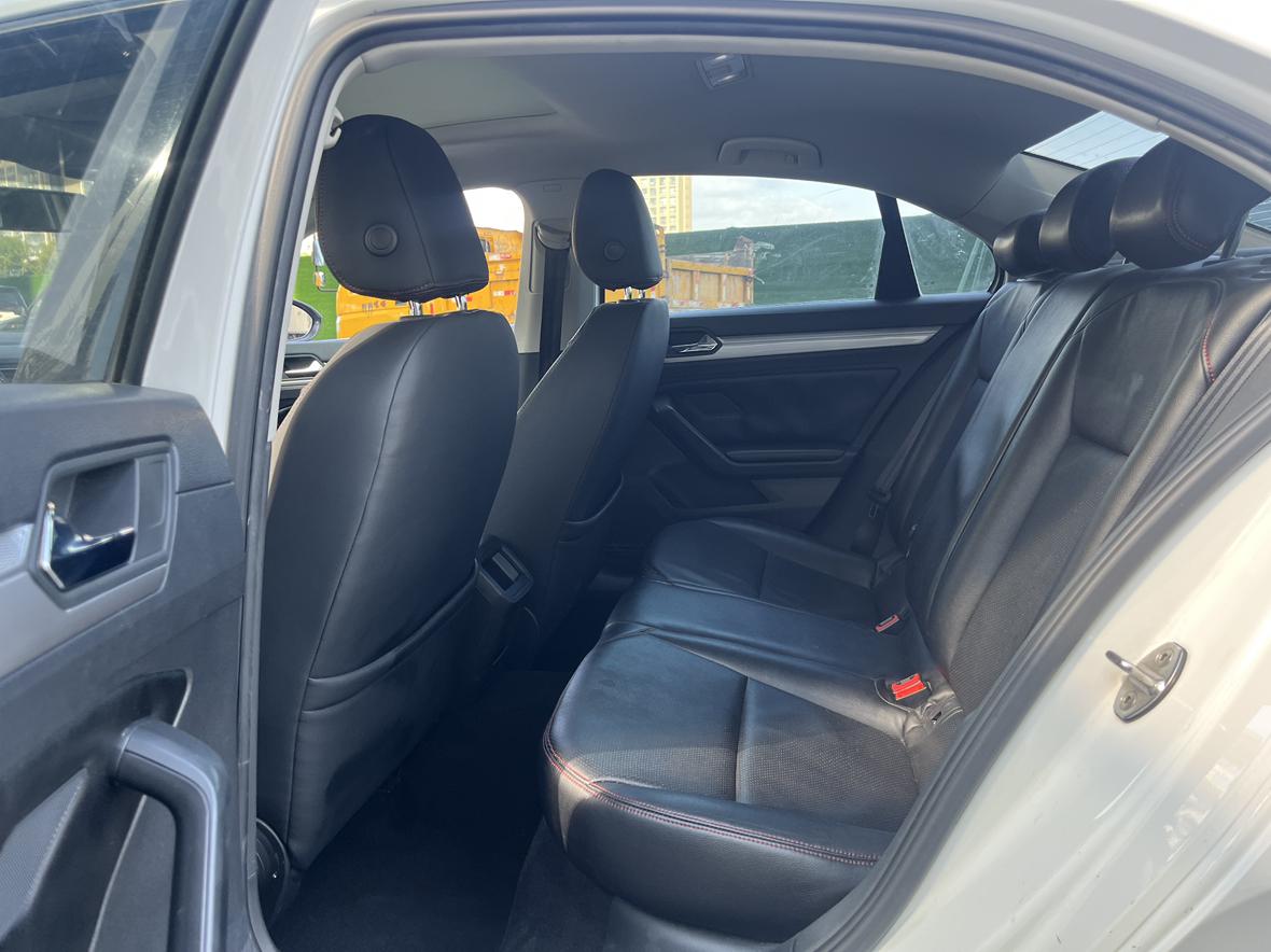 Volkswagen Lamando 2018 thumb 7