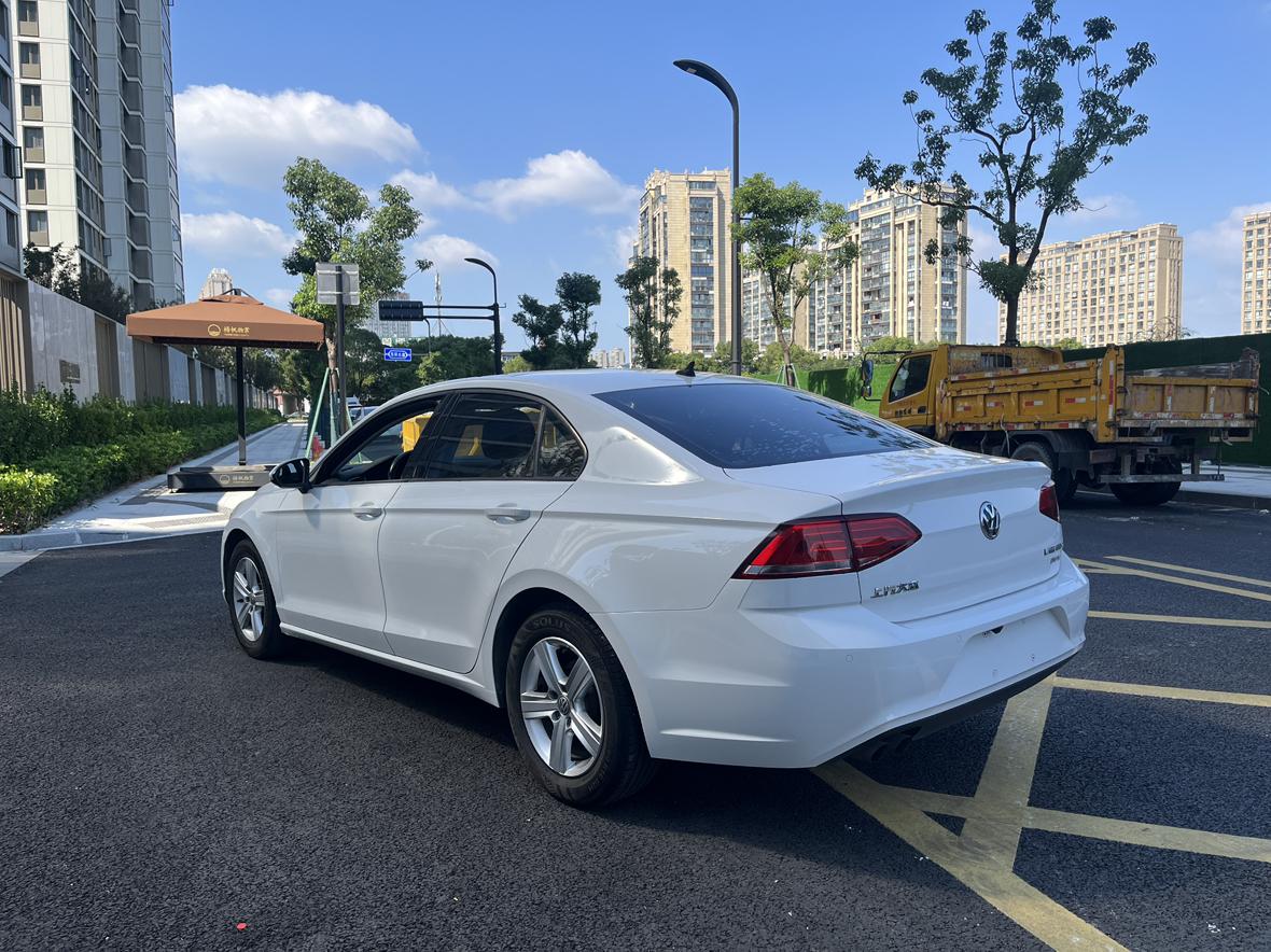 Volkswagen Lamando 2018 thumb 11