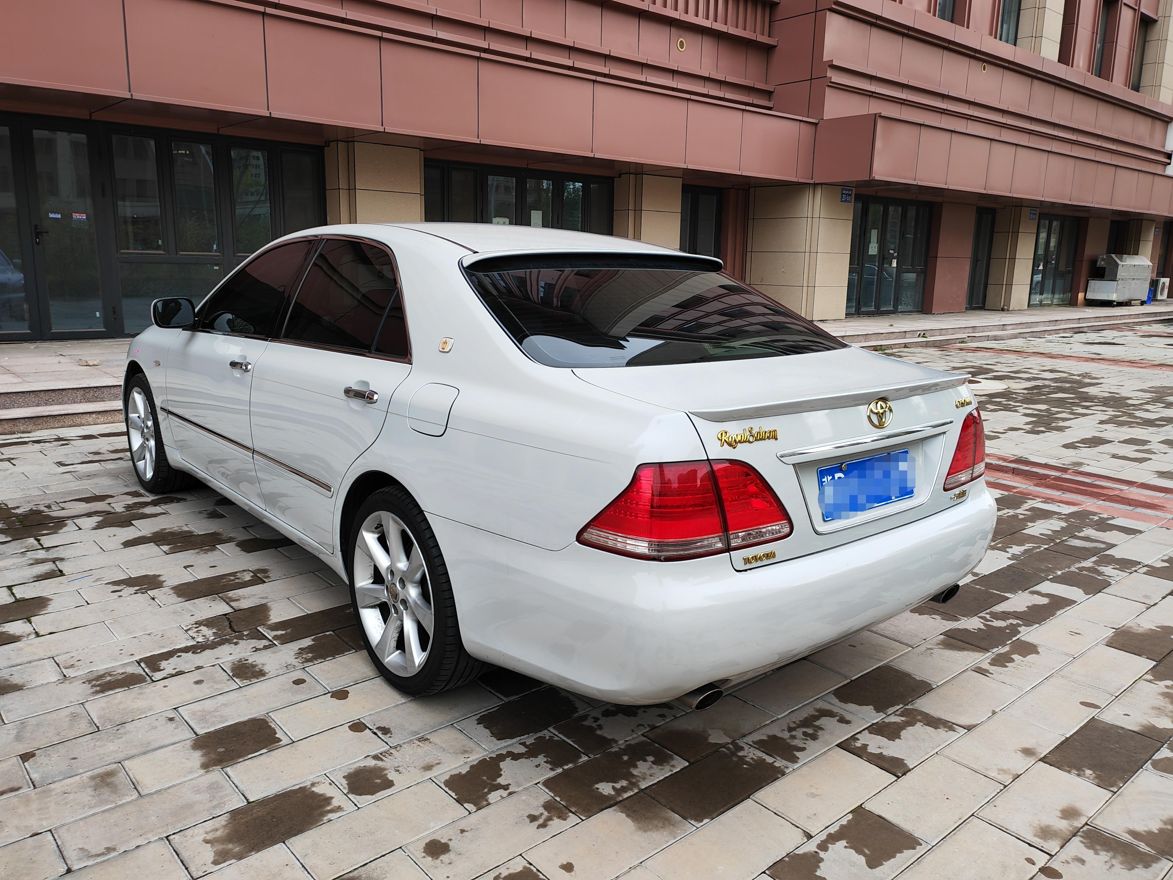 Toyota Crown 2006 thumb 2