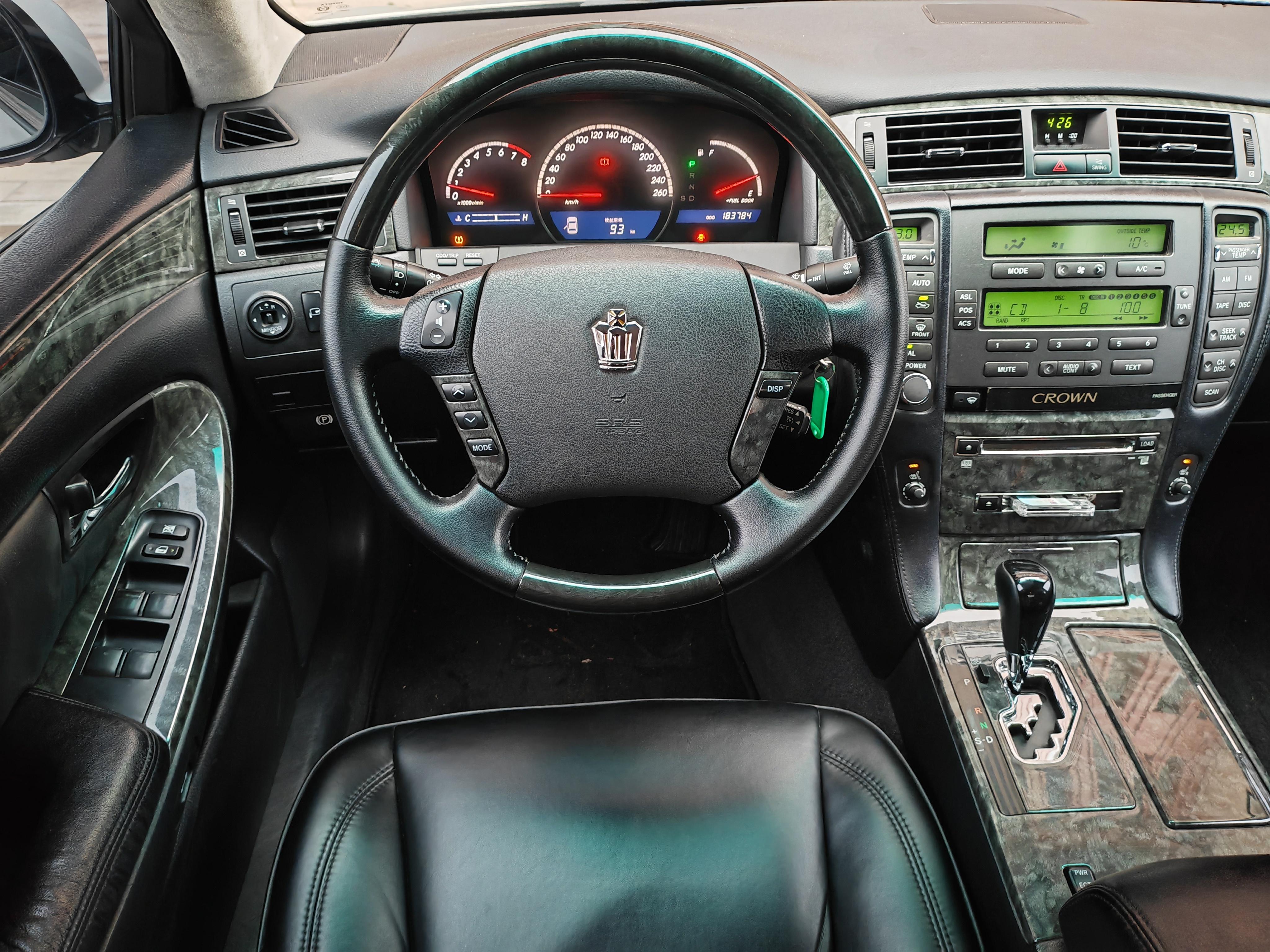 Toyota Crown 2006 thumb 11