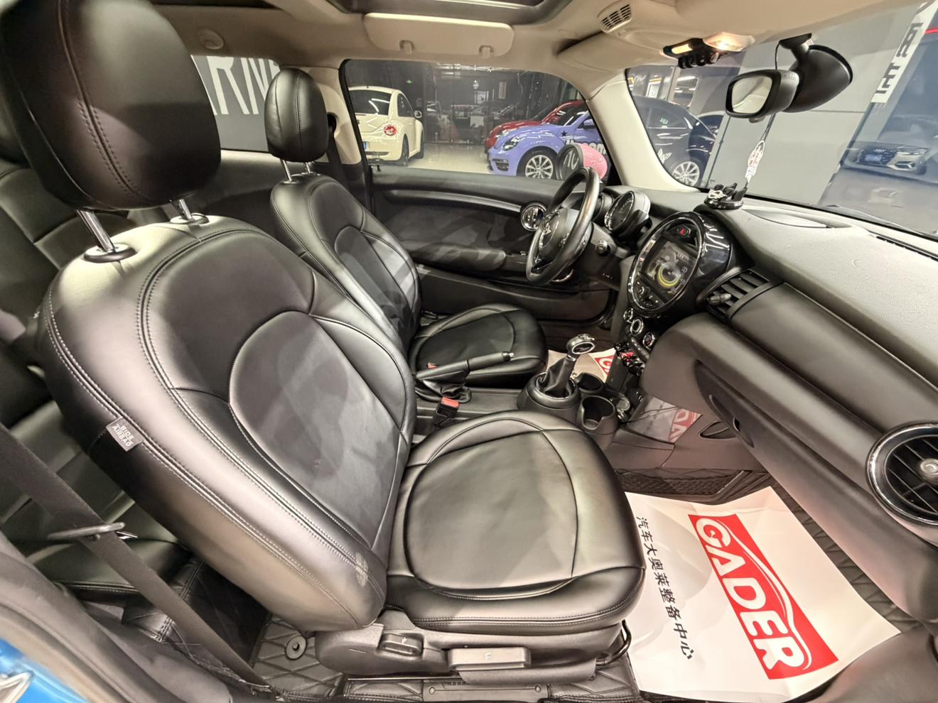 Mini Hatch 2016 thumb 5
