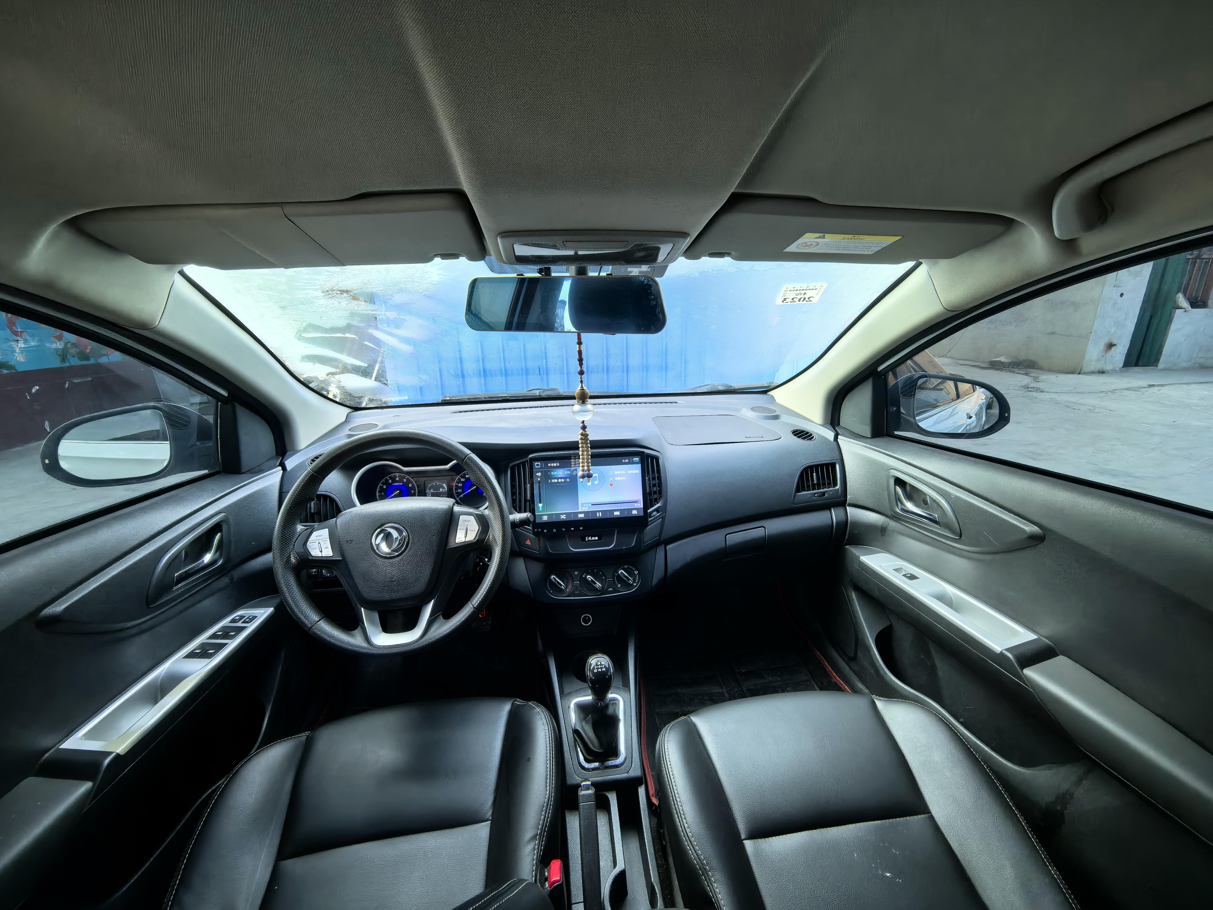 Dongfeng Aeolus AX3 2017 thumb 5