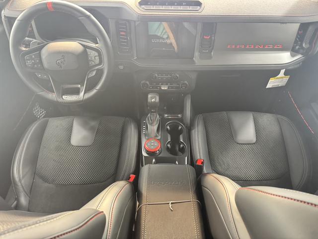 Ford Bronco 2024 thumb 2