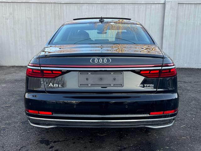Audi A8 2025 thumb 9