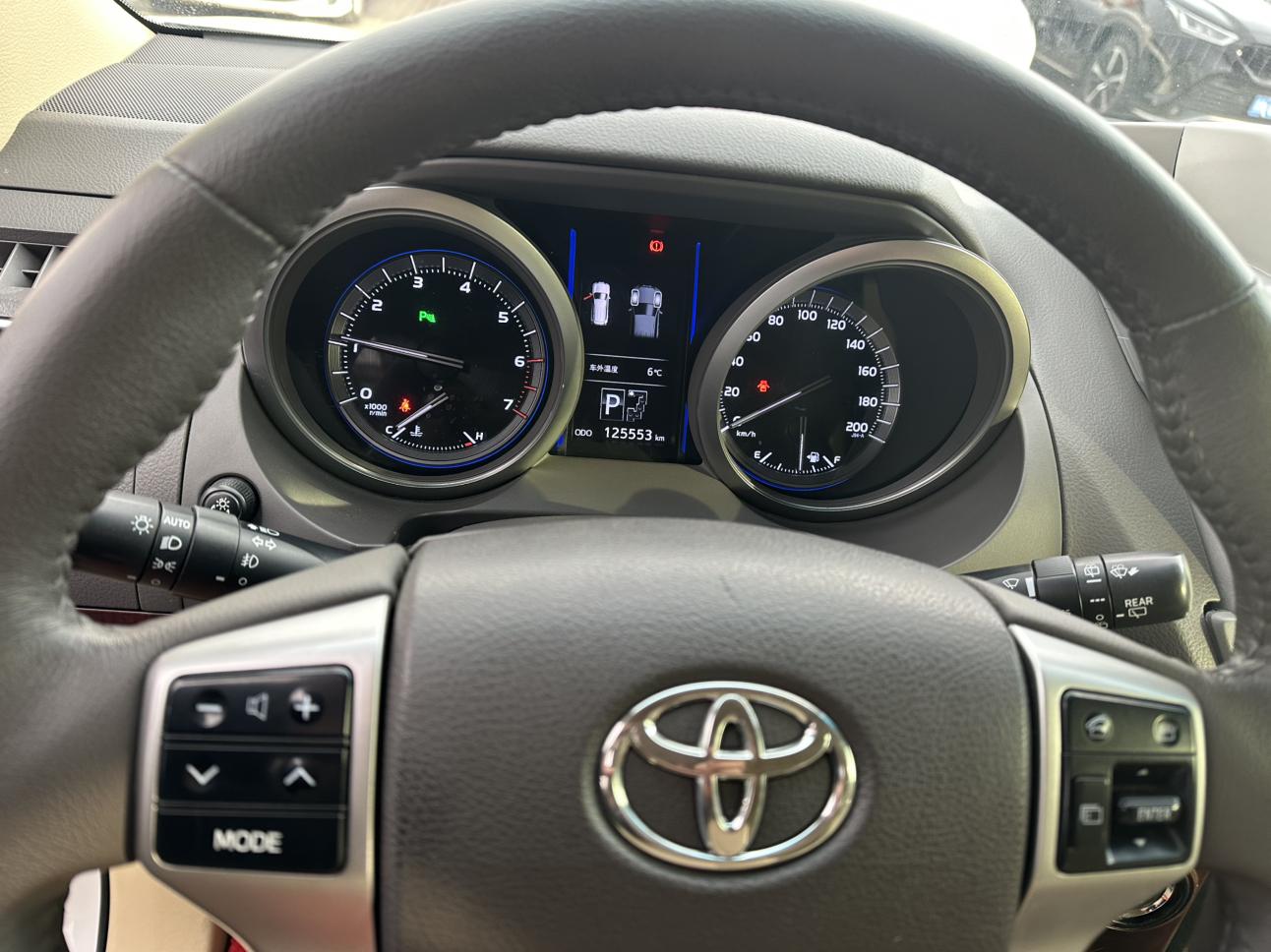 Toyota Land Cruiser Prado 2016 thumb 9
