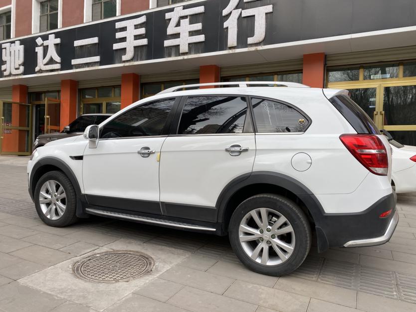 Chevrolet Captiva 2016 thumb 2
