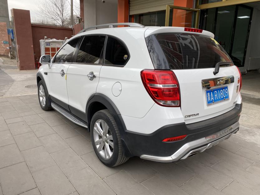 Chevrolet Captiva 2016 thumb 3