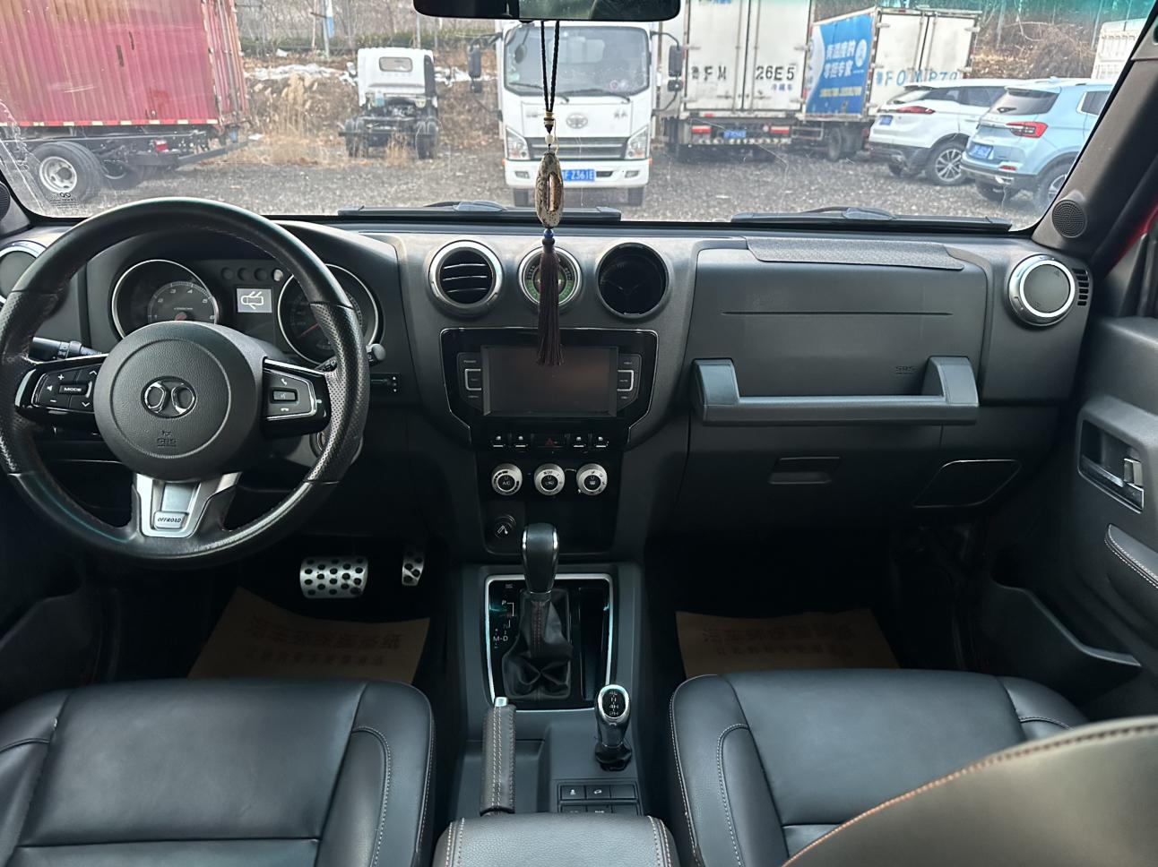 BJ 40 2017 thumb 7