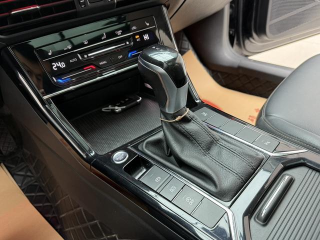 Volkswagen Passat 2020 thumb 5