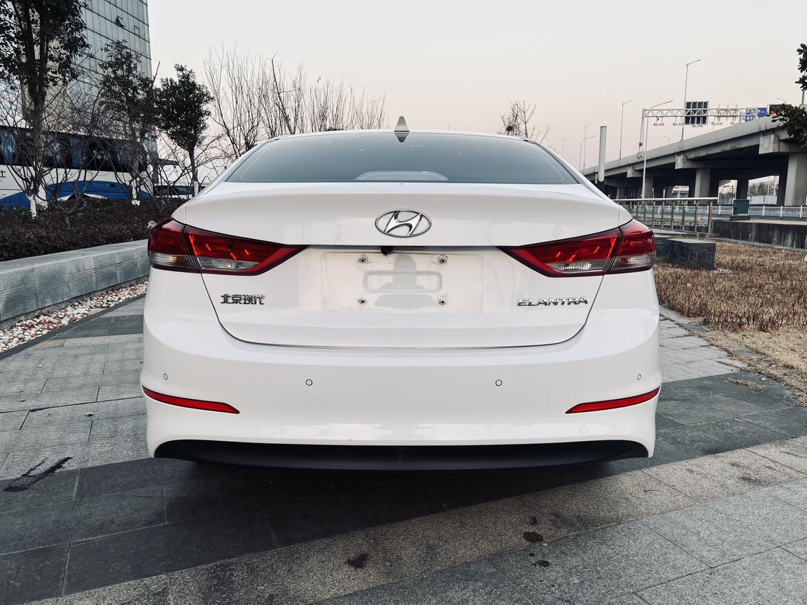Hyundai Elantra 2020 thumb 3