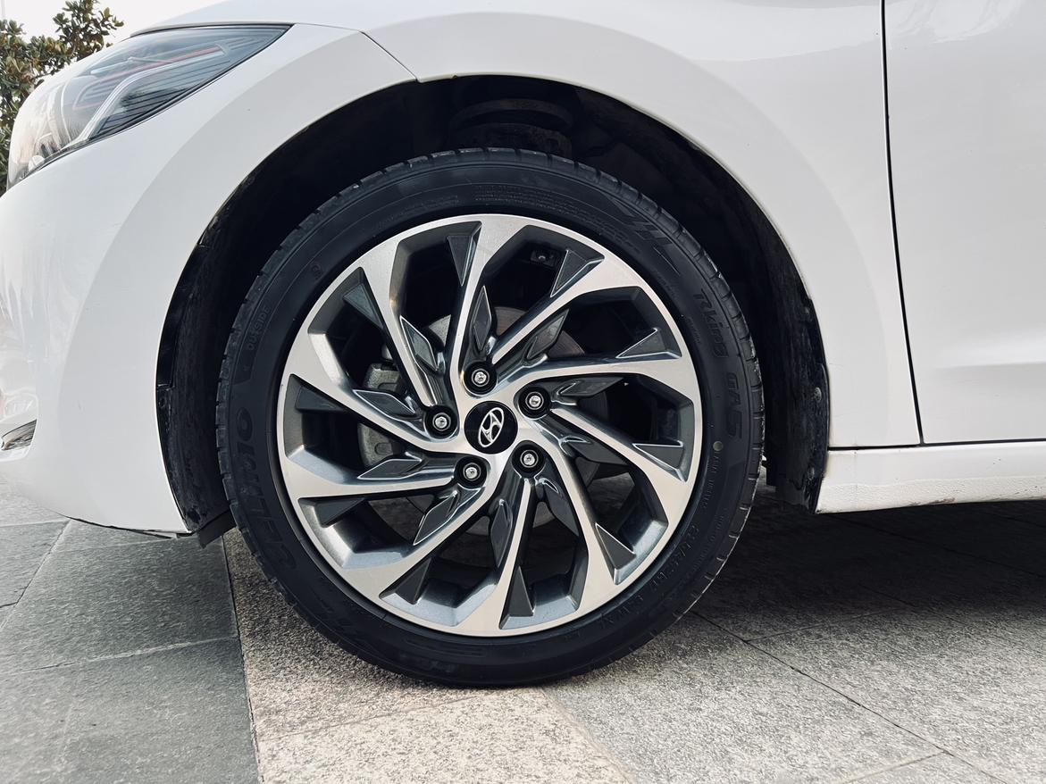 Hyundai Elantra 2020 thumb 8