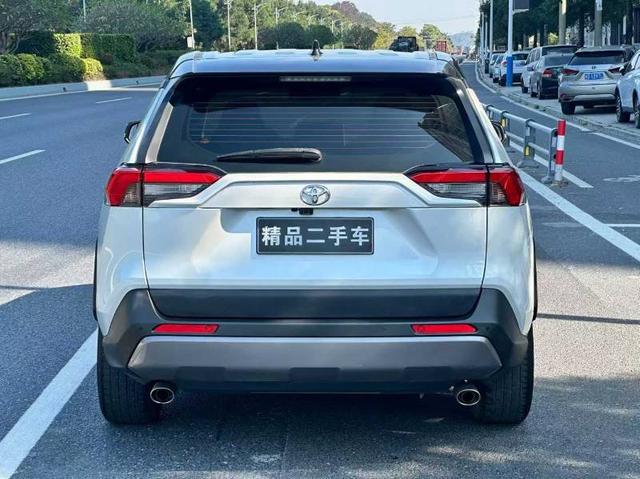 Toyota RAV4 2022 thumb 5
