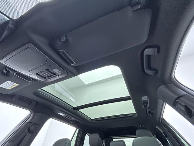 Toyota Crown 2022 thumb 11