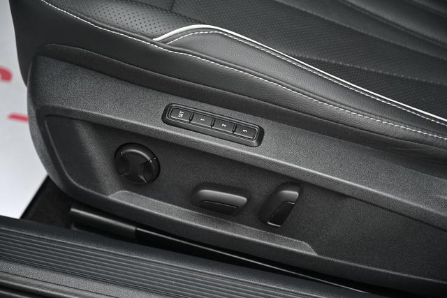 Volkswagen Passat 2024 thumb 11
