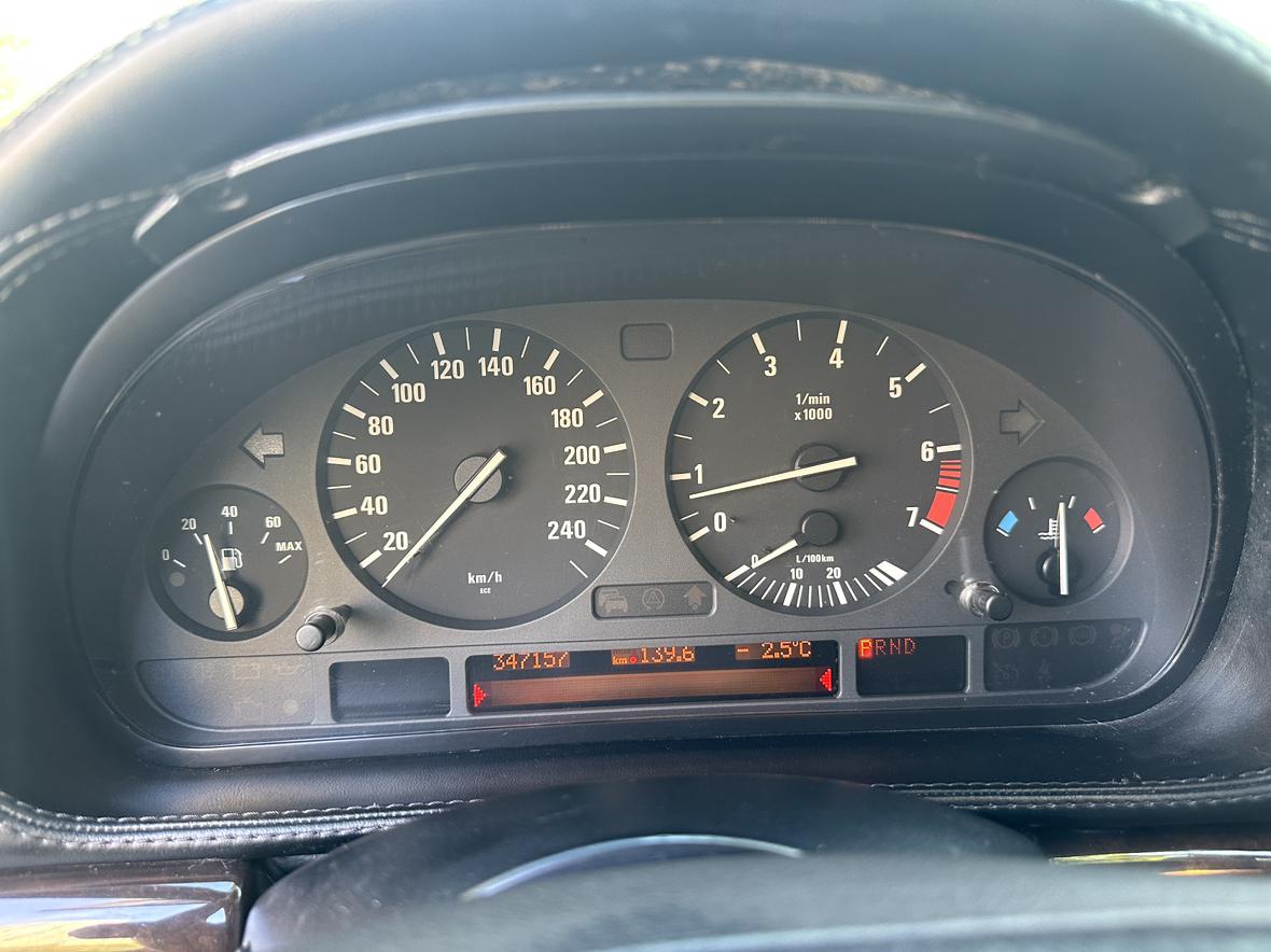 BMW 7 серии 2002 thumb 10