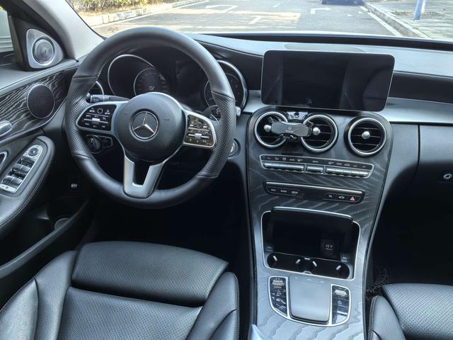 Mercedes-Benz C-Class 2019 thumb 7