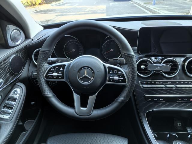 Mercedes-Benz C-Class 2019 thumb 8