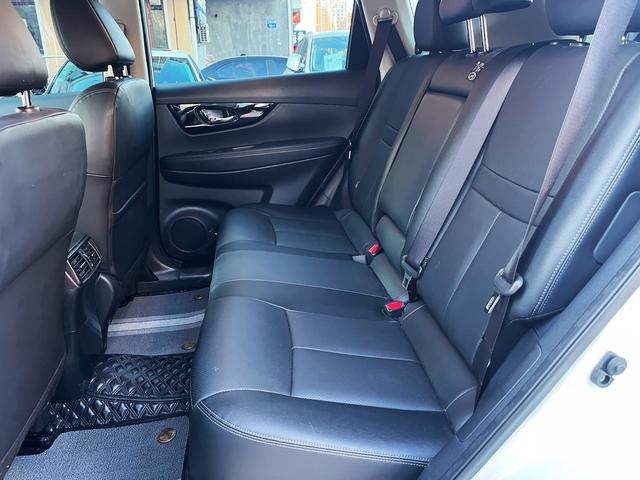 Nissan X-Trail 2023 thumb 11