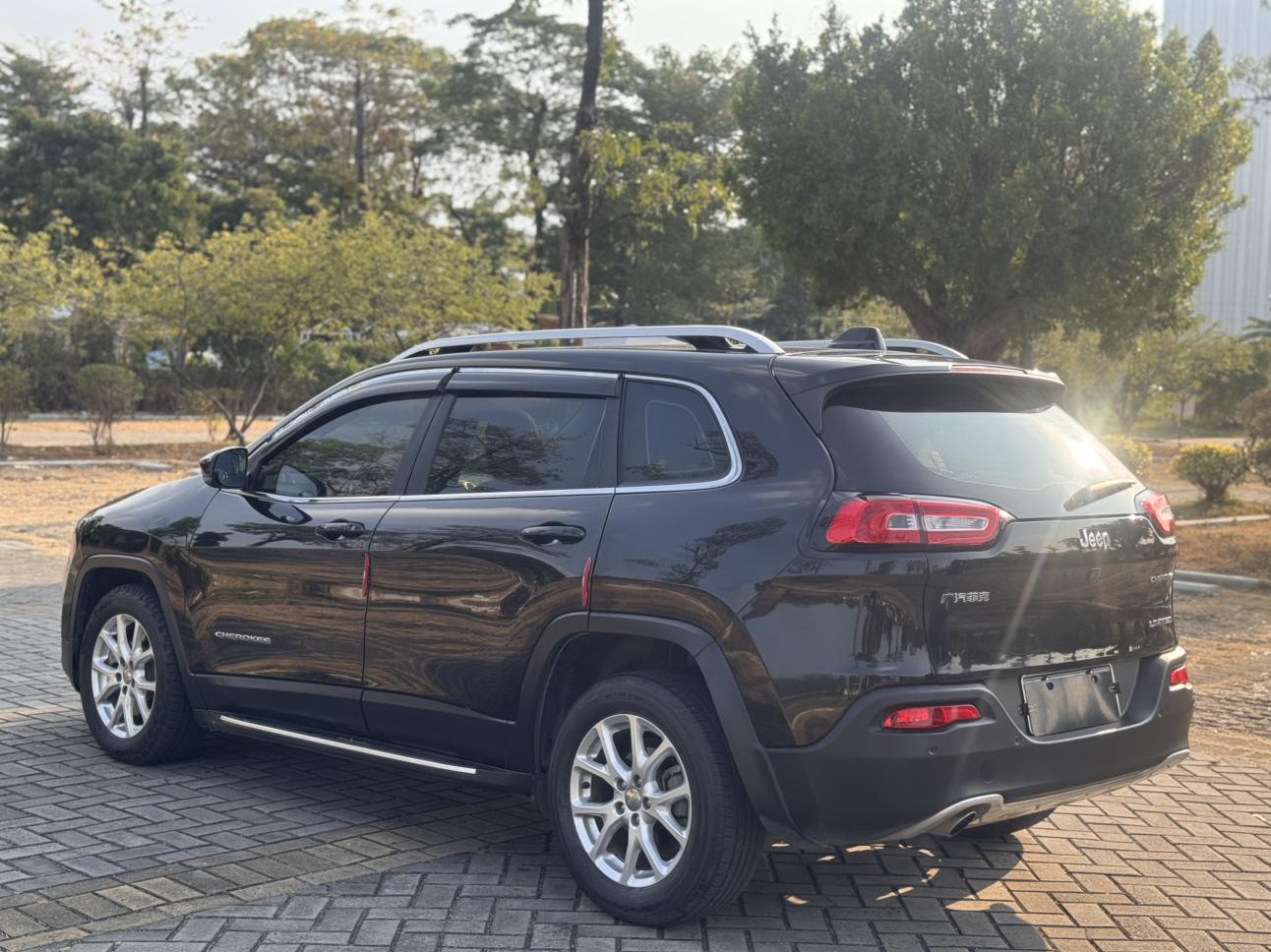 Jeep Renegade 2019 thumb 2