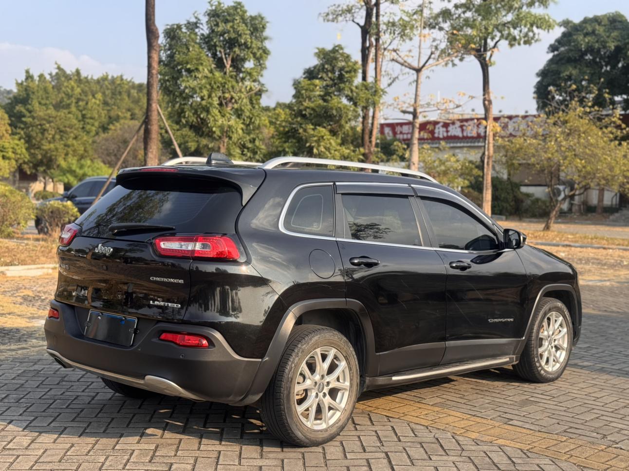 Jeep Renegade 2019 thumb 4