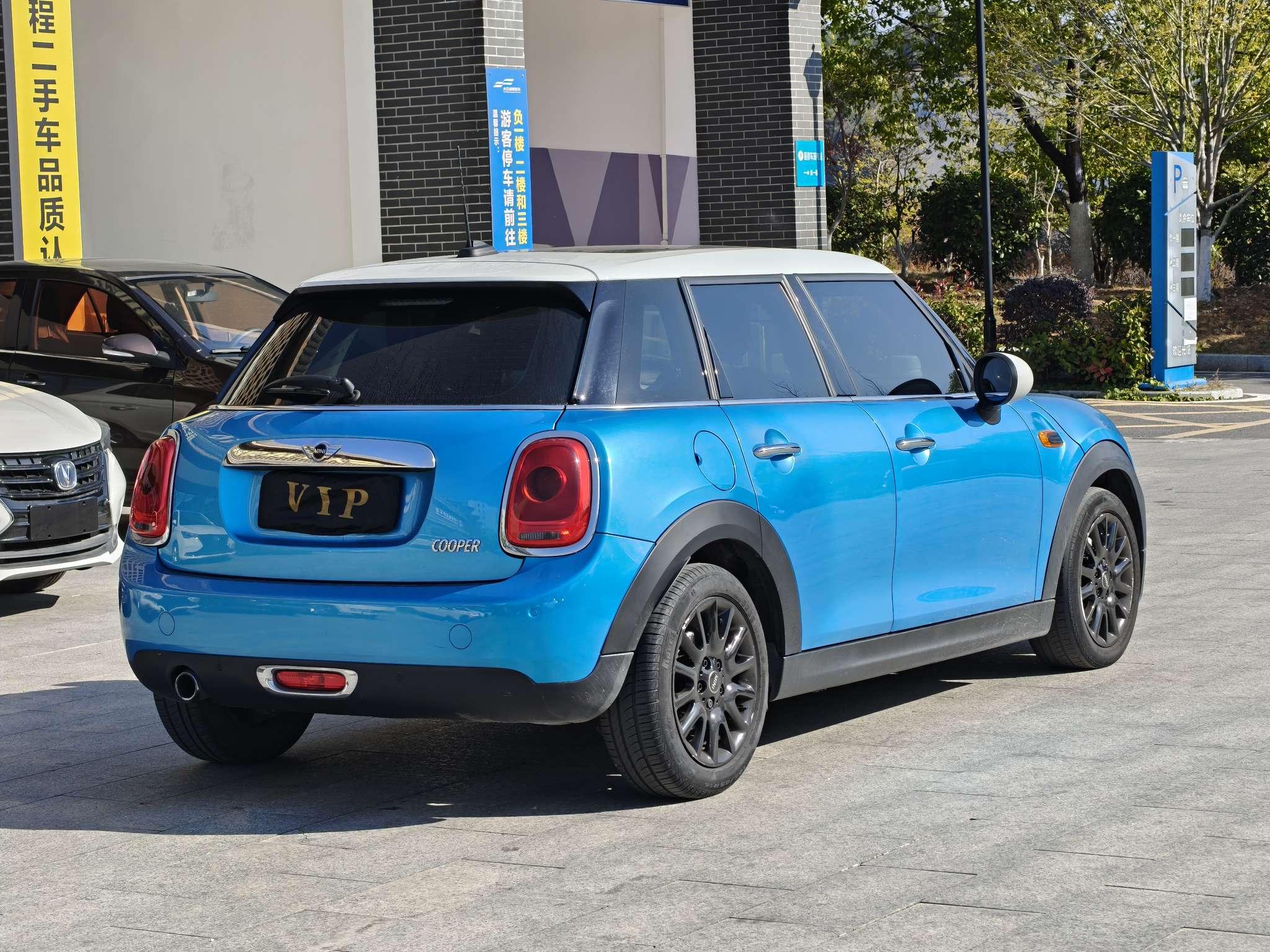 Mini Hatch 2018 thumb 4