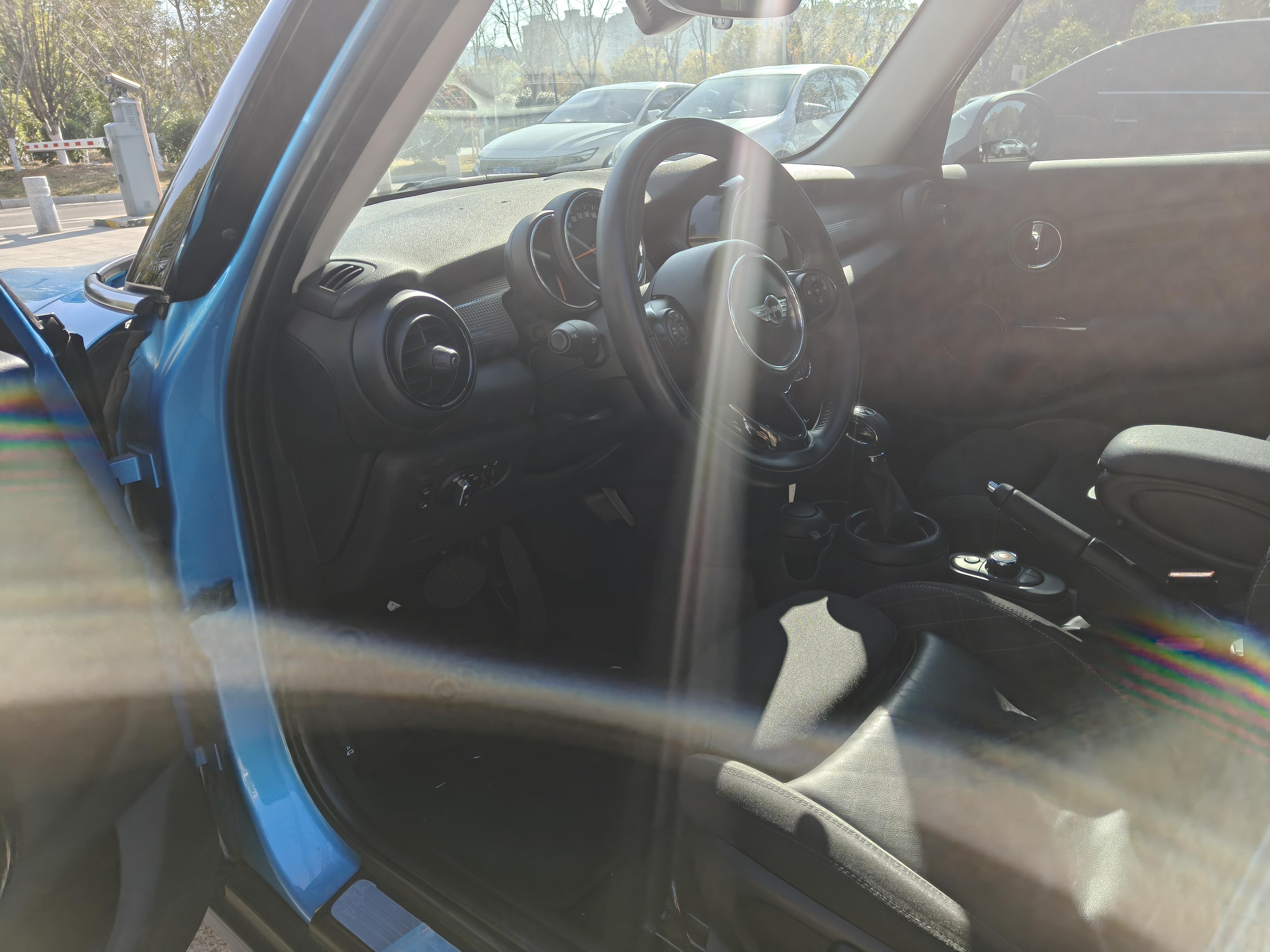 Mini Hatch 2018 thumb 5