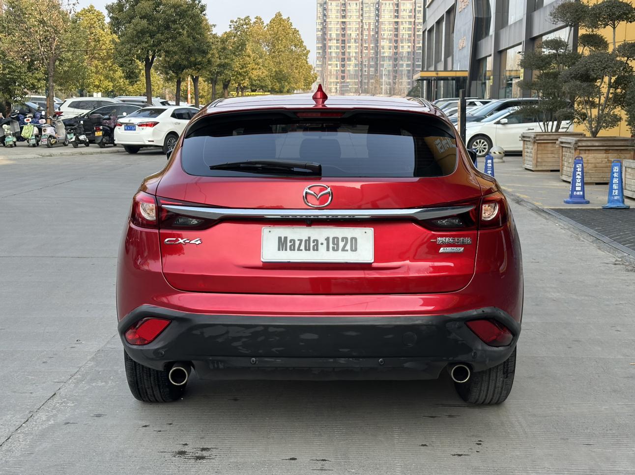 Mazda CX-4 2016 thumb 4
