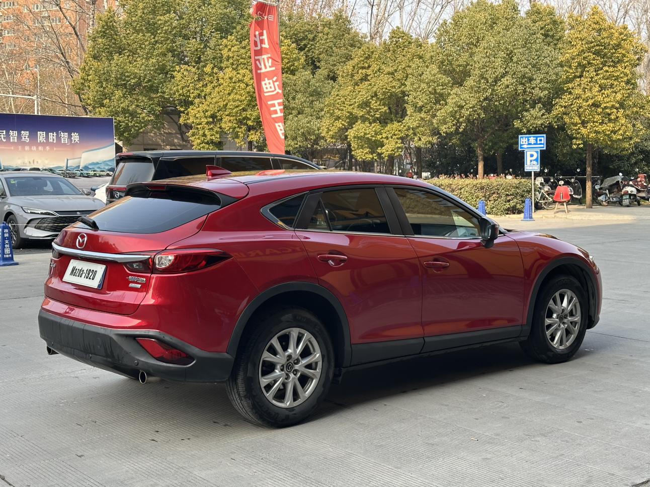Mazda CX-4 2016 thumb 5