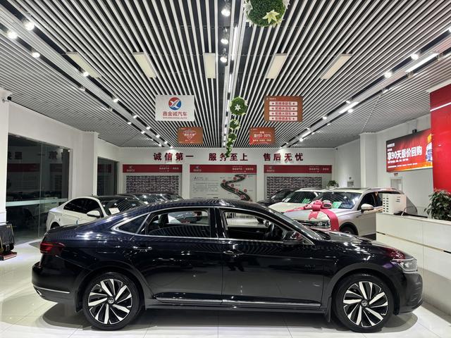 Volkswagen Passat 2024 thumb 5
