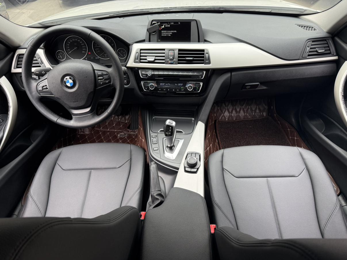 BMW 3 серии 2016 thumb 4