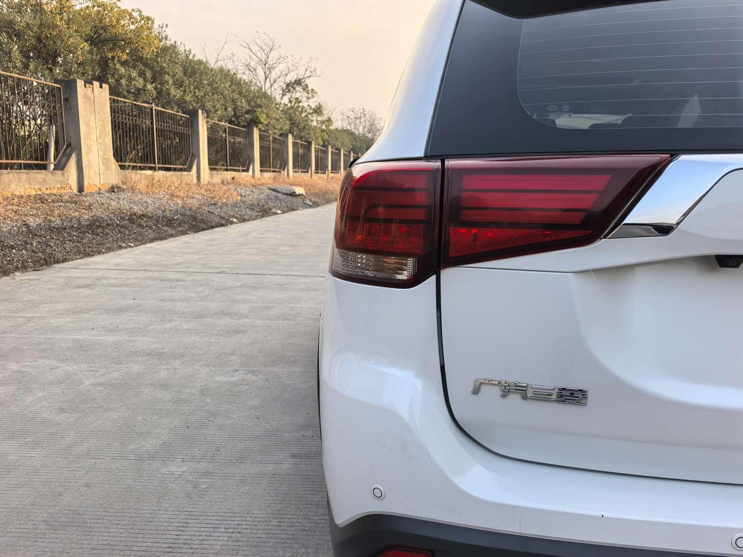 Mitsubishi Outlander 2020 thumb 12