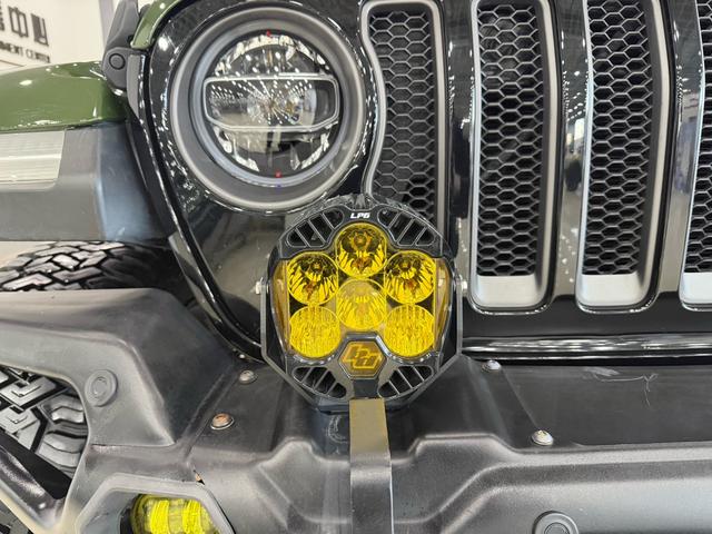 Jeep Gladiator 2023 thumb 11