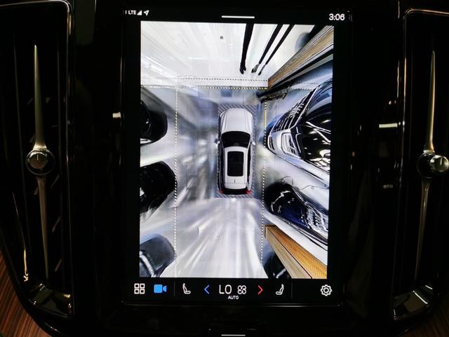Volvo XC60 2025 thumb 6