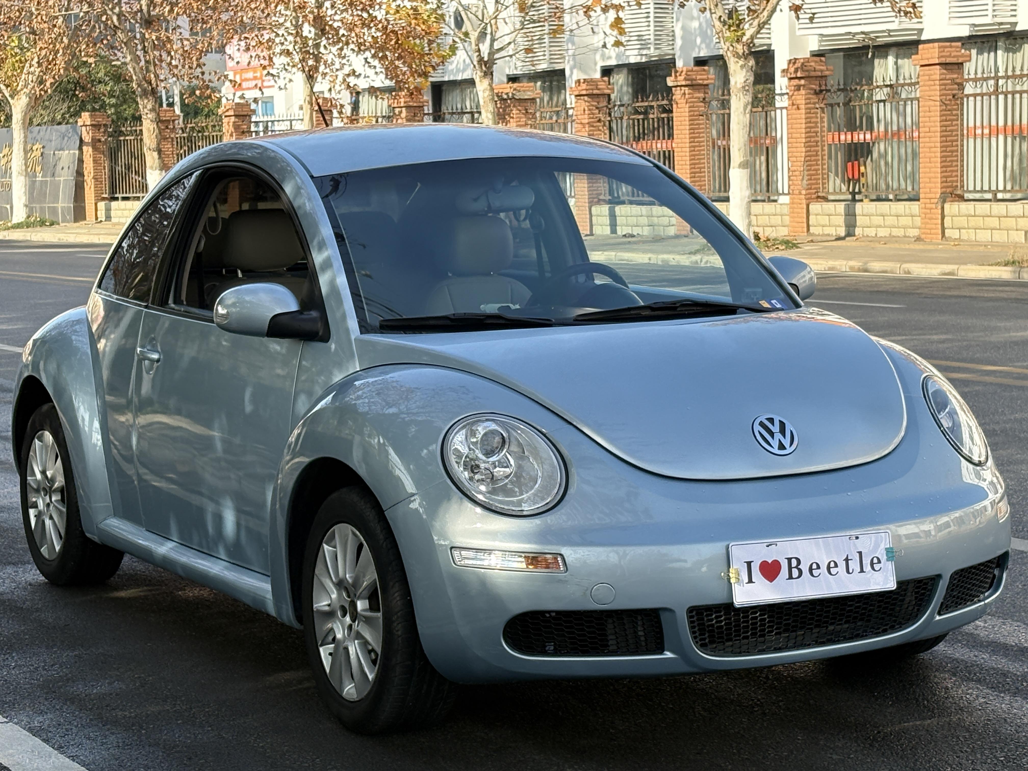 Volkswagen Beetle 2011 thumb 11