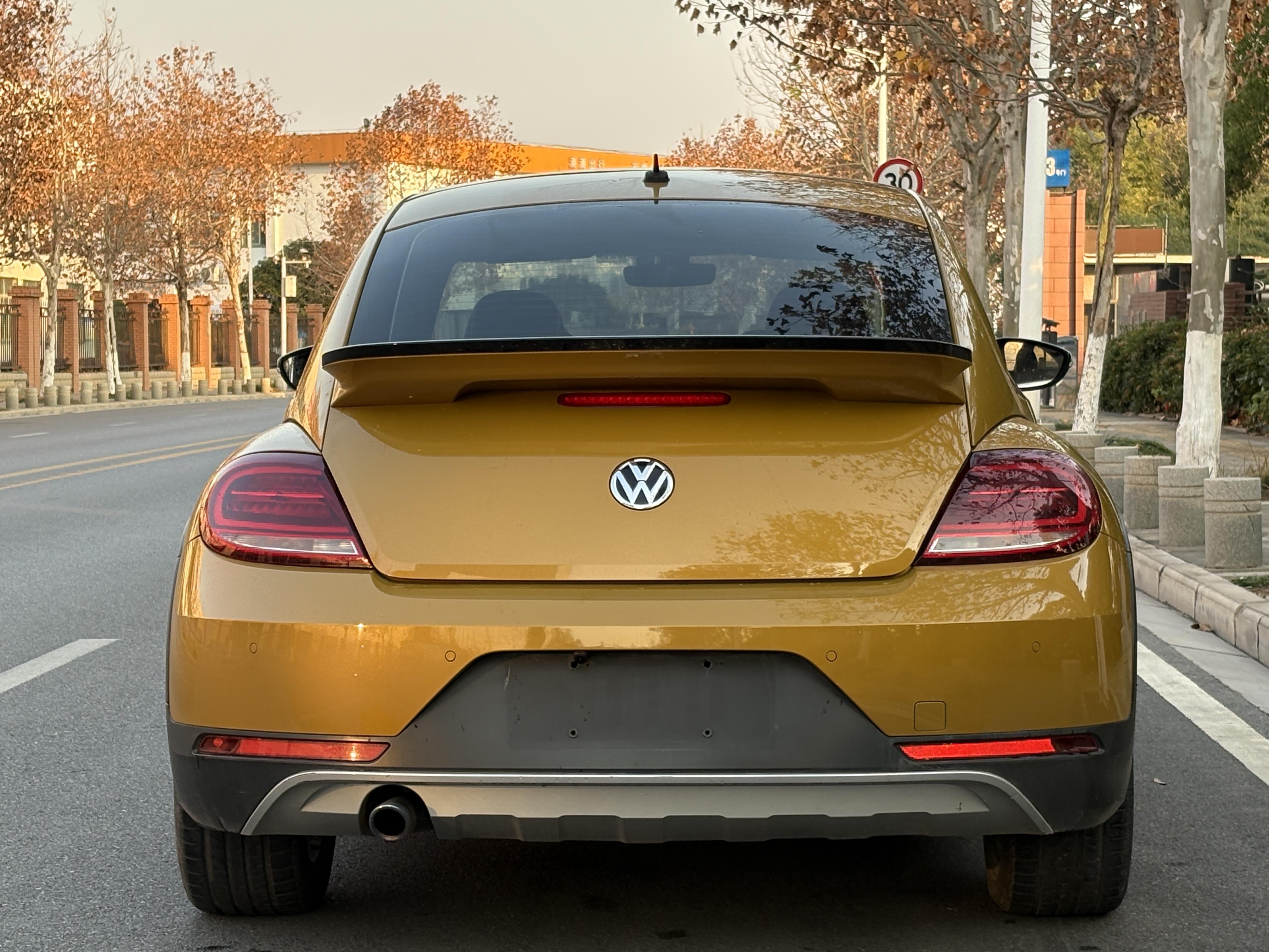 Volkswagen Beetle 2018 thumb 4