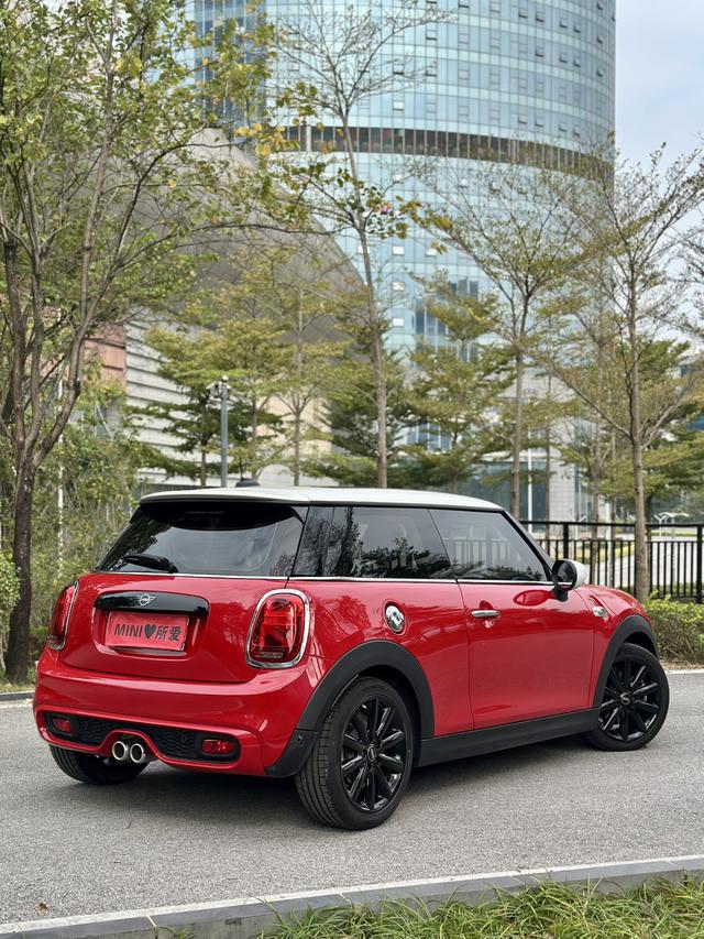 Mini Hatch 2020 thumb 3