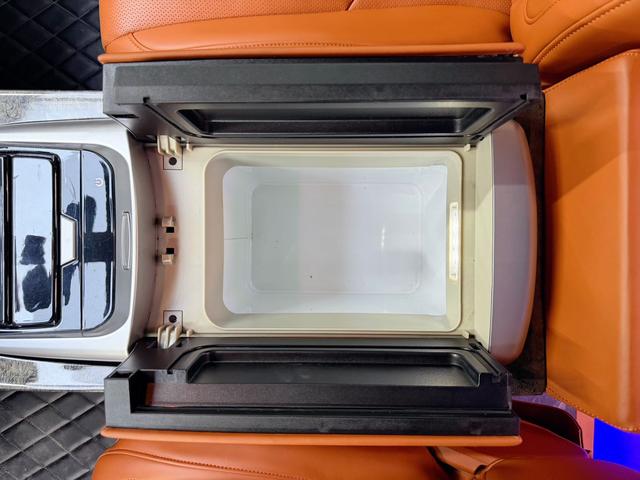 Toyota HiAce 2025 thumb 6